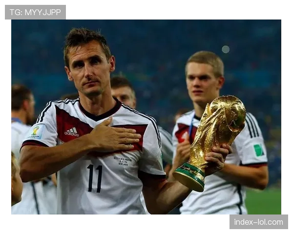 法甲第29轮精彩瞬间：进球、助攻、扑救集锦