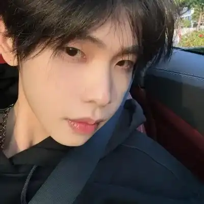 卞思宏